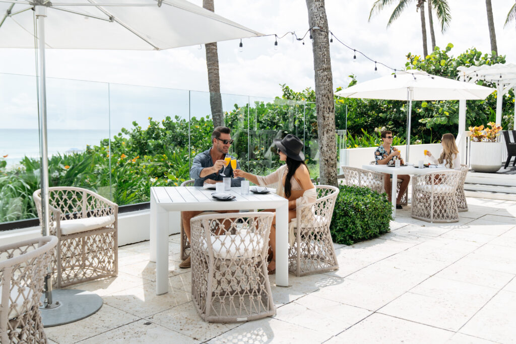 Outdoor dining palm beach